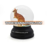 3D custom polyresin snow ball custom glass snow ball gift